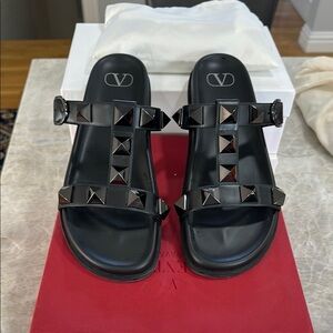 Valentino Rockstud slide